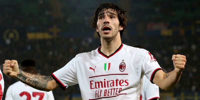 Những chiến tích của cầu thủ Sandro Tonali